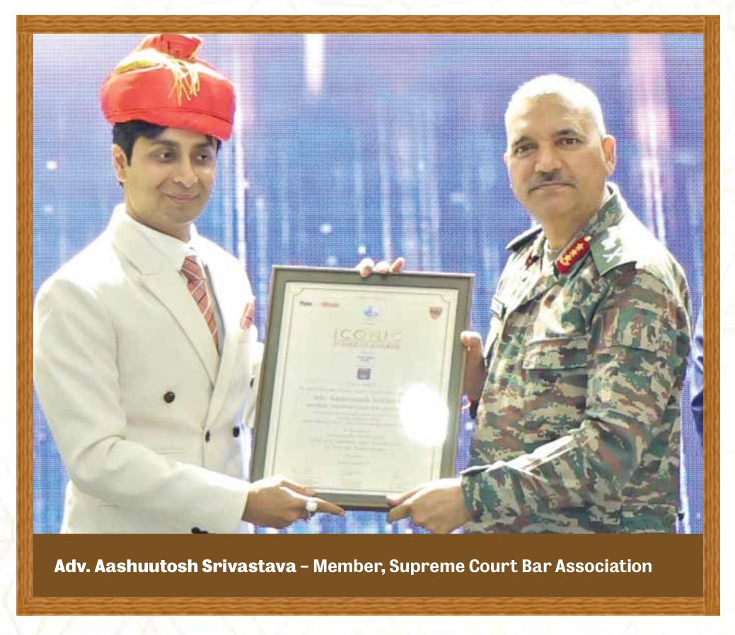 Advocate Aashutosh Srivastava conferred upon Pune Times Mirror “Iconic Punekars Award” by the hands of Army Chief Southern Command